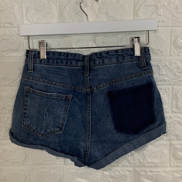 EXCELLENT CONDITION HIGH RISE DENIM SHORTS | MEDIUM BLUE WASH | CHEEKY MODERN ES - Picture 4 of 5
